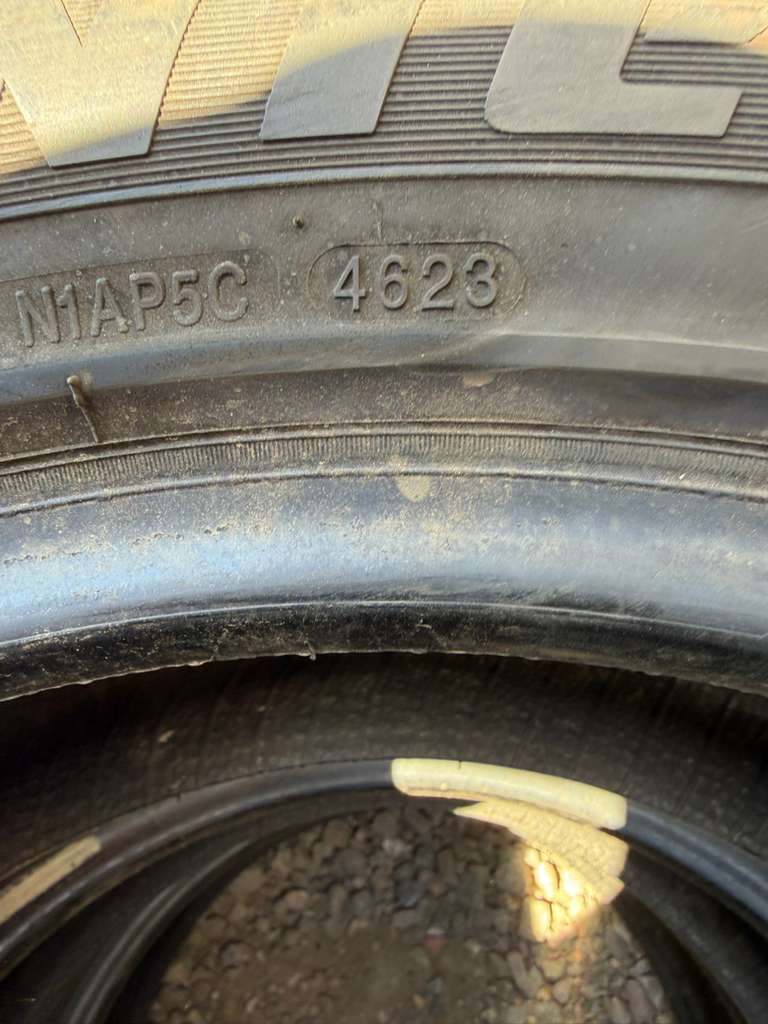 225/55R17 (3 Used Tires) Delinte DH2