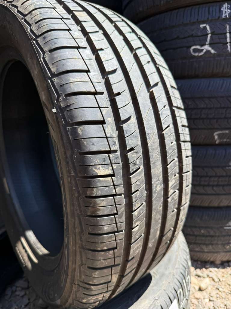 215/55R17 Pair (2 Used Tires) Mastercraft Stratus AS