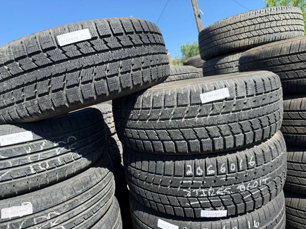 205/60R16 (3 Used Tires) Toyo Snow Tires