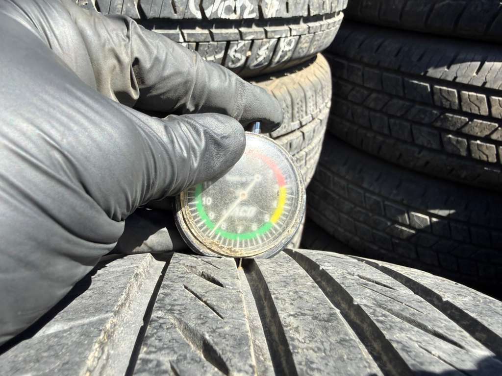 205/60R16 Set (4 Used Tires) Sentury Touring