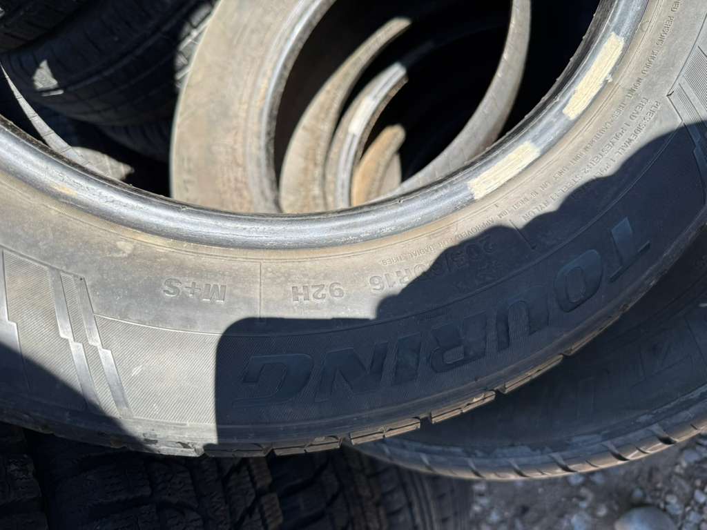 205/60R16 Set (4 Used Tires) Sentury Touring