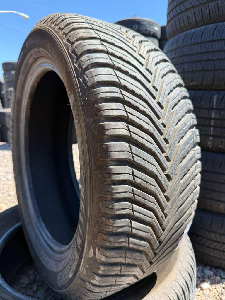 215/55R17 Pair (2 Used Tires) Michelin CrossClimate 2