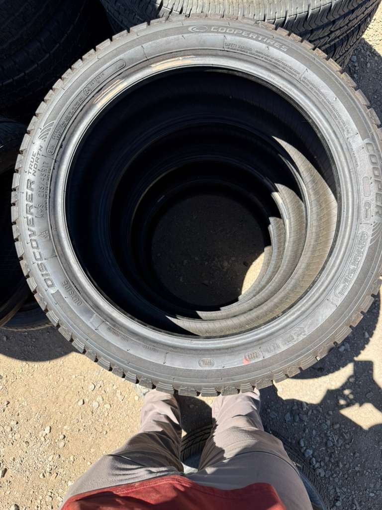215/45R17  Set (4 Used Tires) Cooper Discoverer True North
