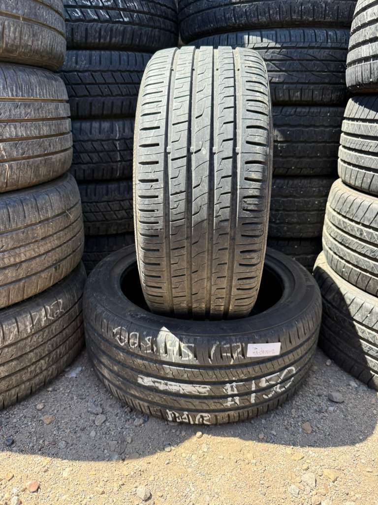 225/45R17  Pair (2 Used Tires) Barum Bravuris 3 HM