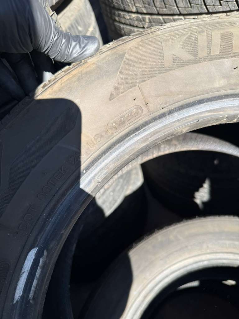 215/55R16 Pair (2 Used Tires) Hankook Kimberly Gt