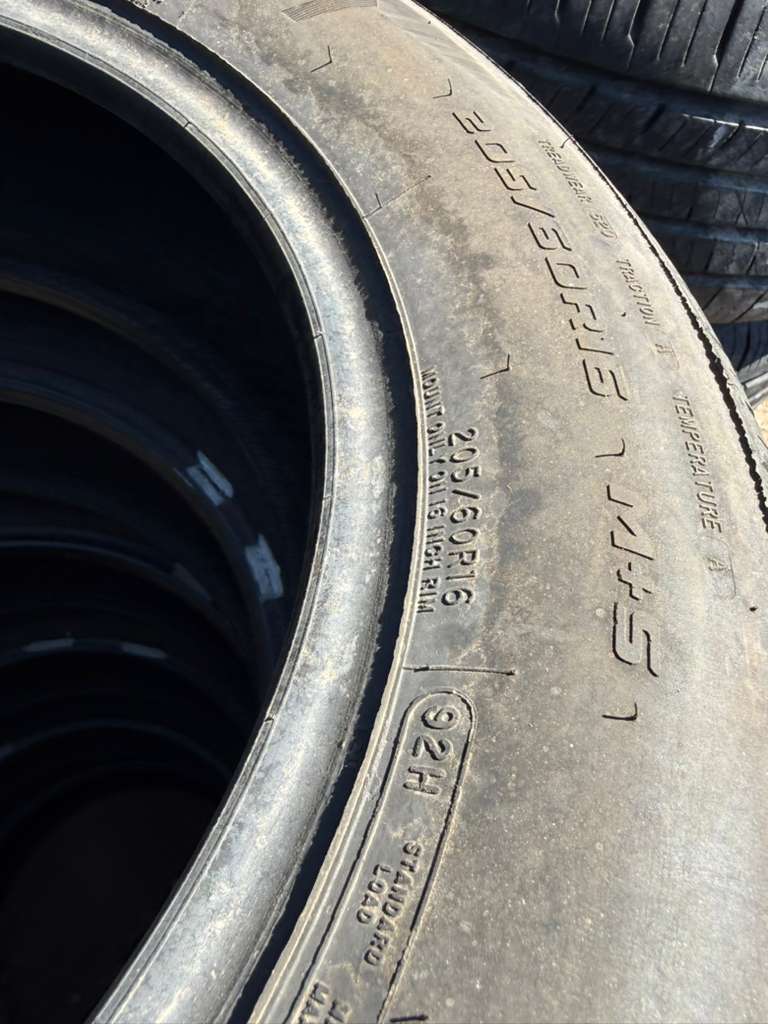 205/60R16 Pair (2 Used Tires) Mastercaft Stratus
