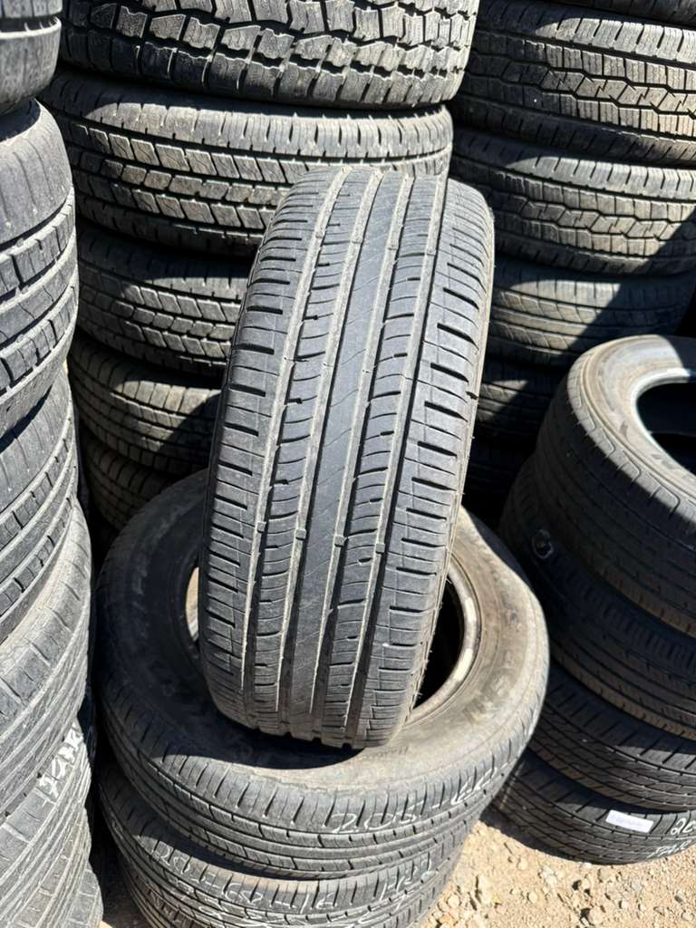 205/60R16 Set (4 Used Tires) Mastercraft Stratus