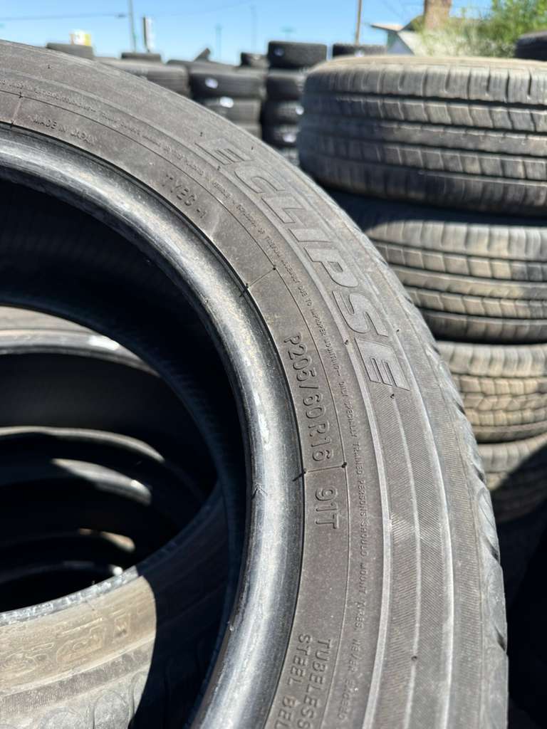 205/60R16 Pair (Used Tires) Toyo Eclipse