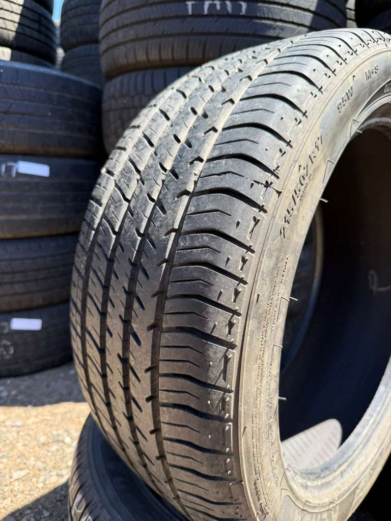 215/50R17 Pair (2 Used Tires) Kenda Vezda UHP A/S