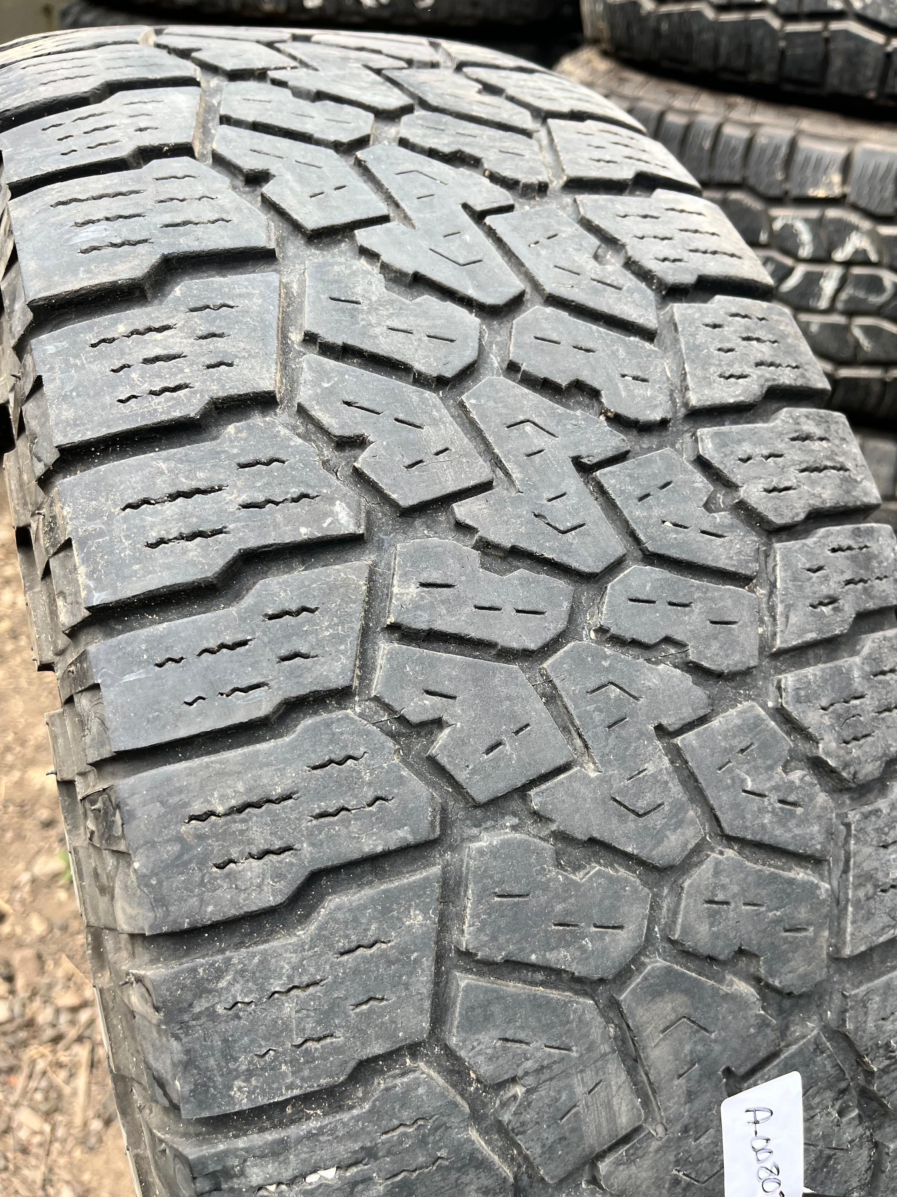 285/75R17 Pair (2 Used Tires) Falken WILDPEAK (AT3W)