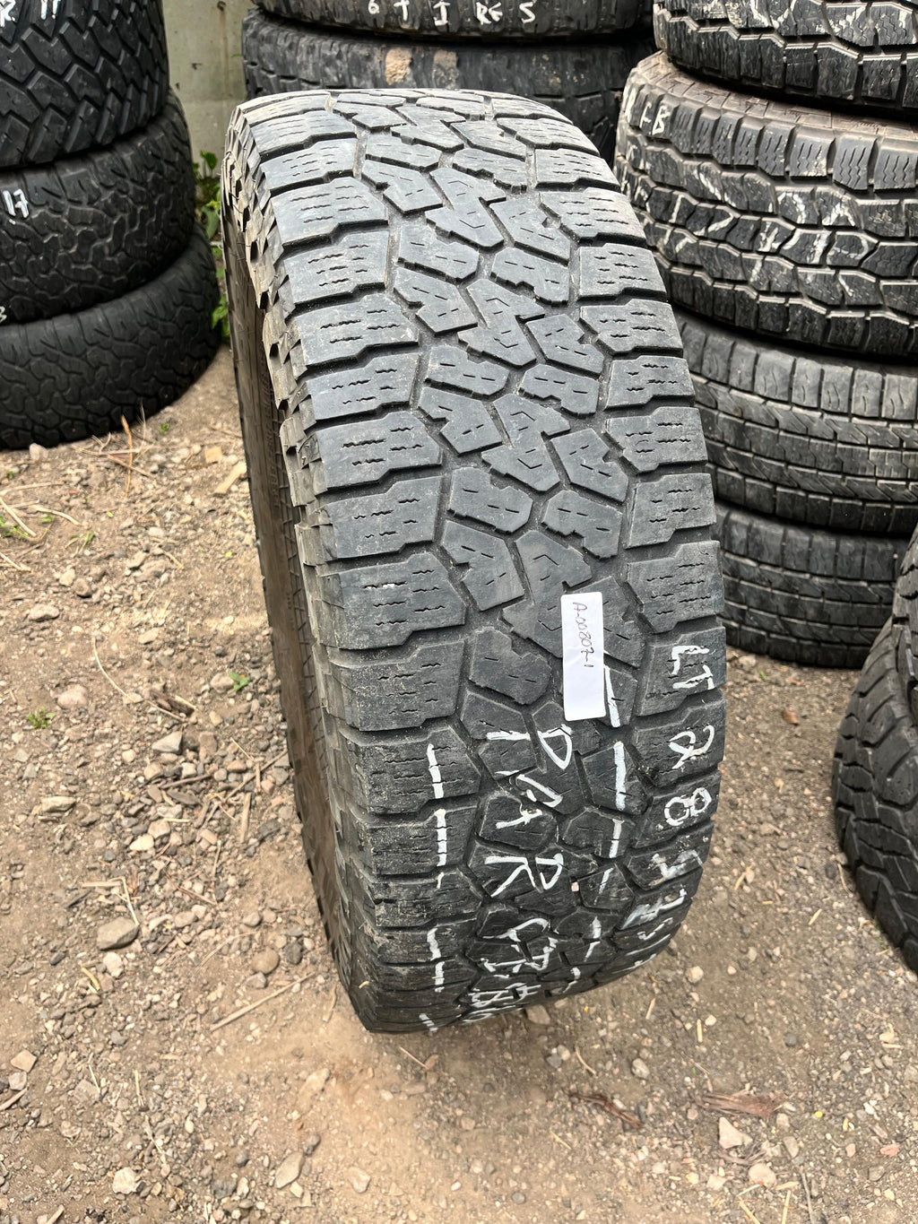 285/75R17 Pair (2 Used Tires) Falken WILDPEAK (AT3W)