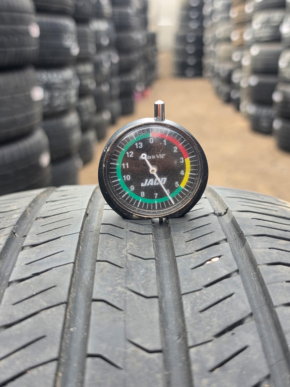 225/50ZR18 Set (4 Used Tires) Goodyear Eagle LS2