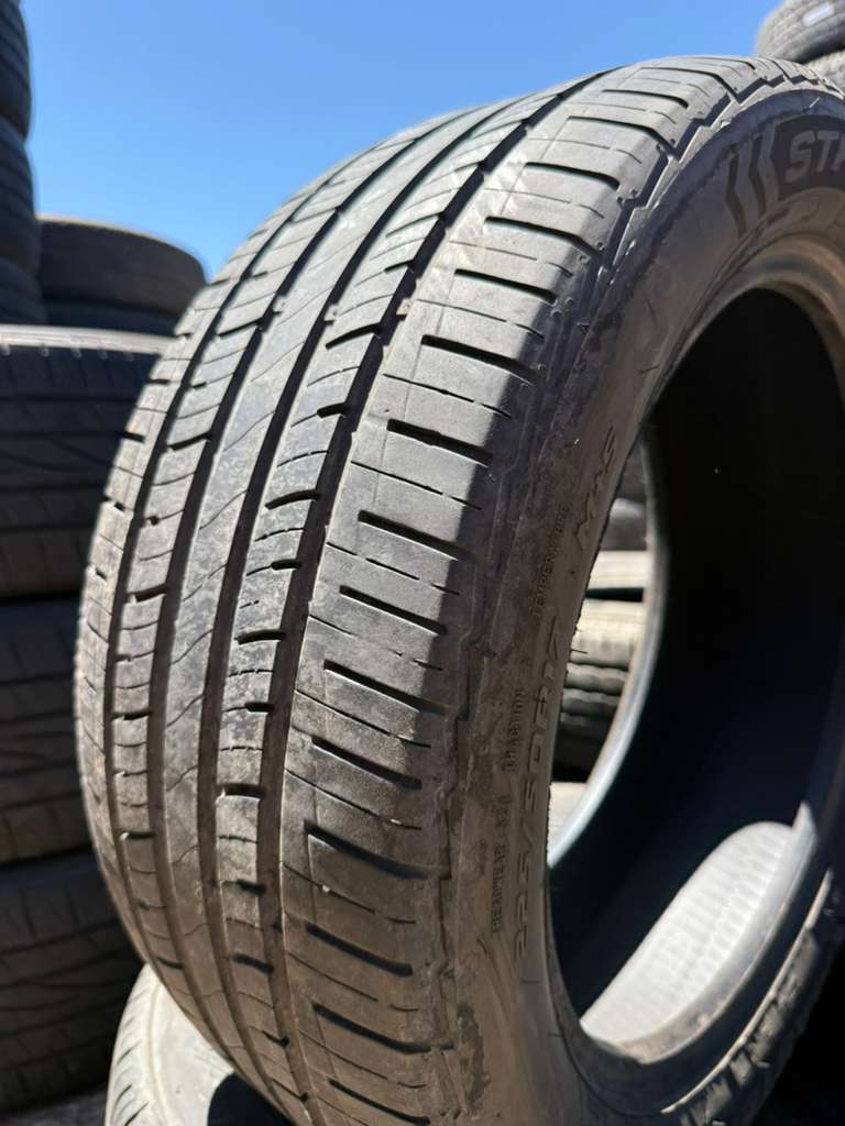 225/50R17 Pair (2 Used Tires) Mastercraft Stratus AS