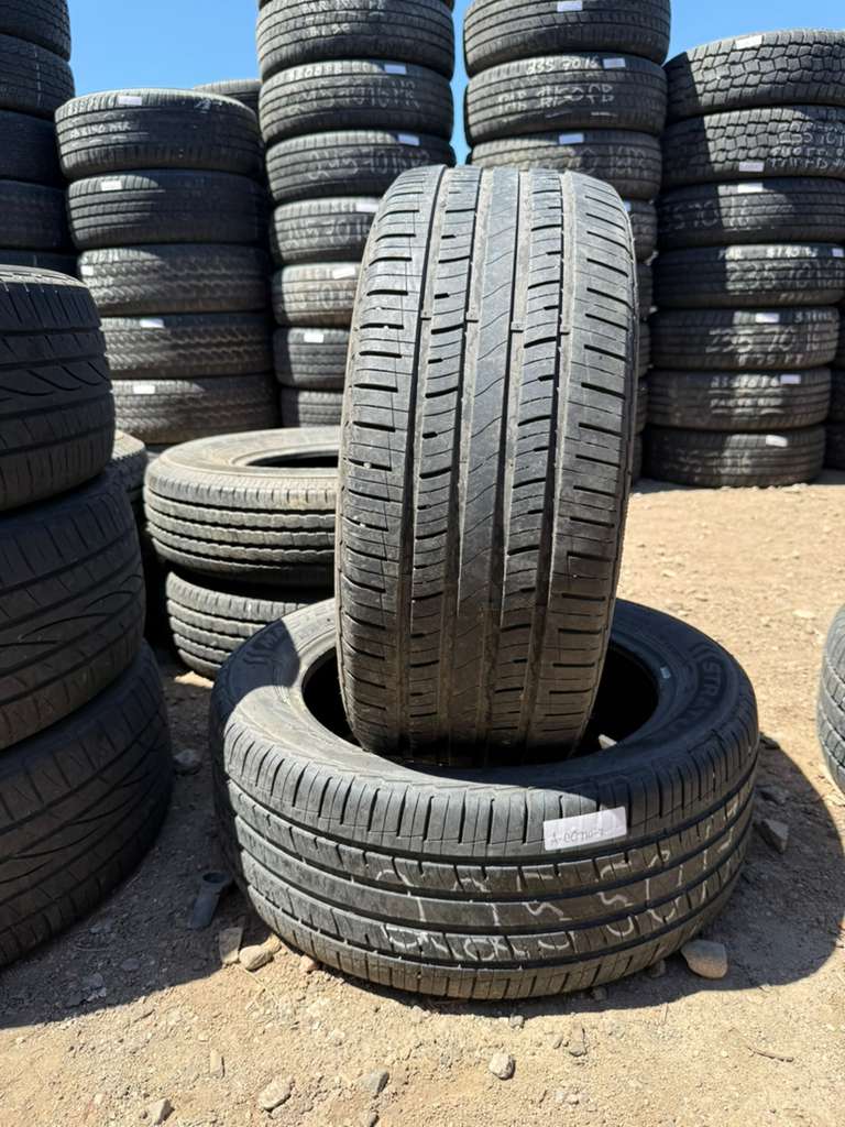 225/50R17 Pair (2 Used Tires) Mastercraft Stratus AS