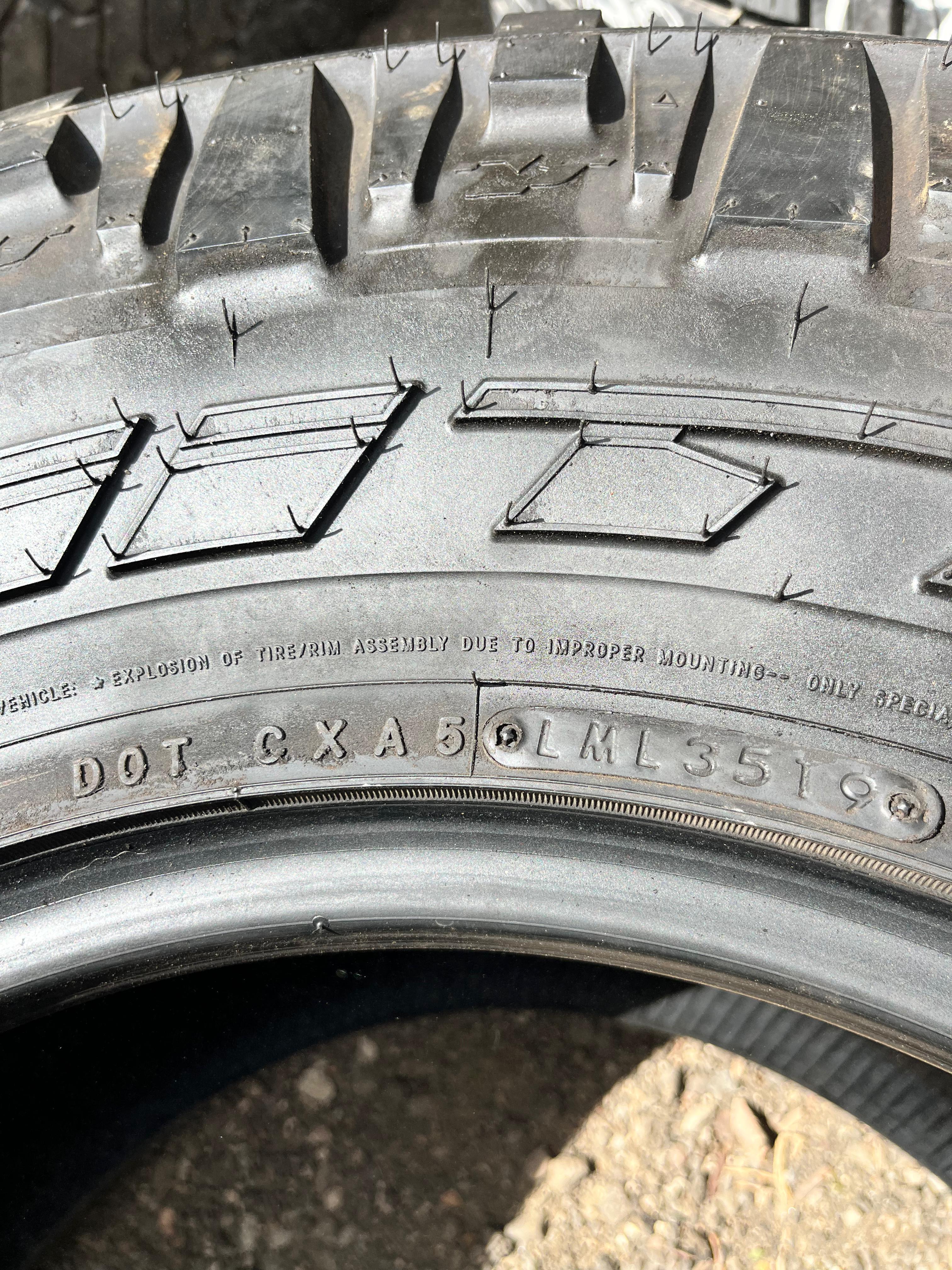 LT35x12.50R17 Pair (2 Used Tires) Nitto Trail Grappler