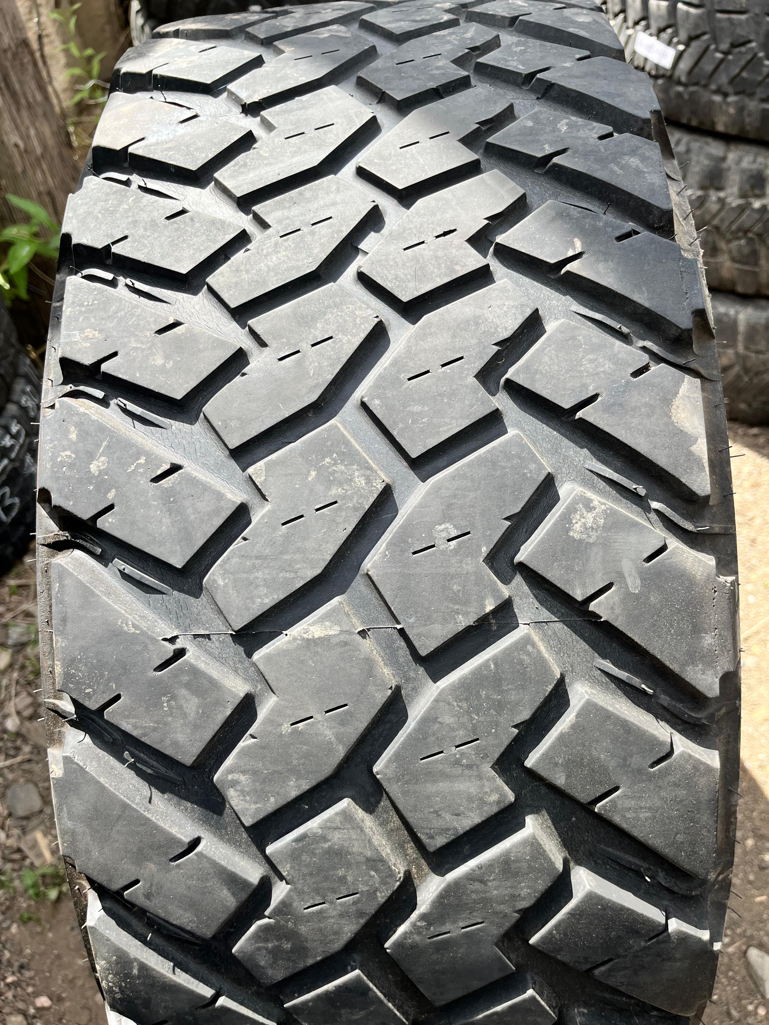 LT35x12.50R17 Pair (2 Used Tires) Nitto Trail Grappler