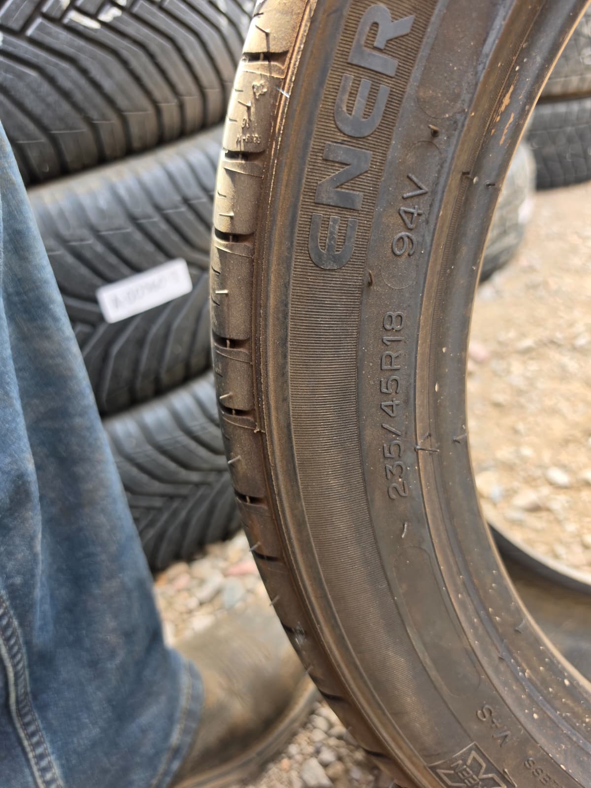 235/45R18 Pair (2 Used Tires) Michelin Energy Saver