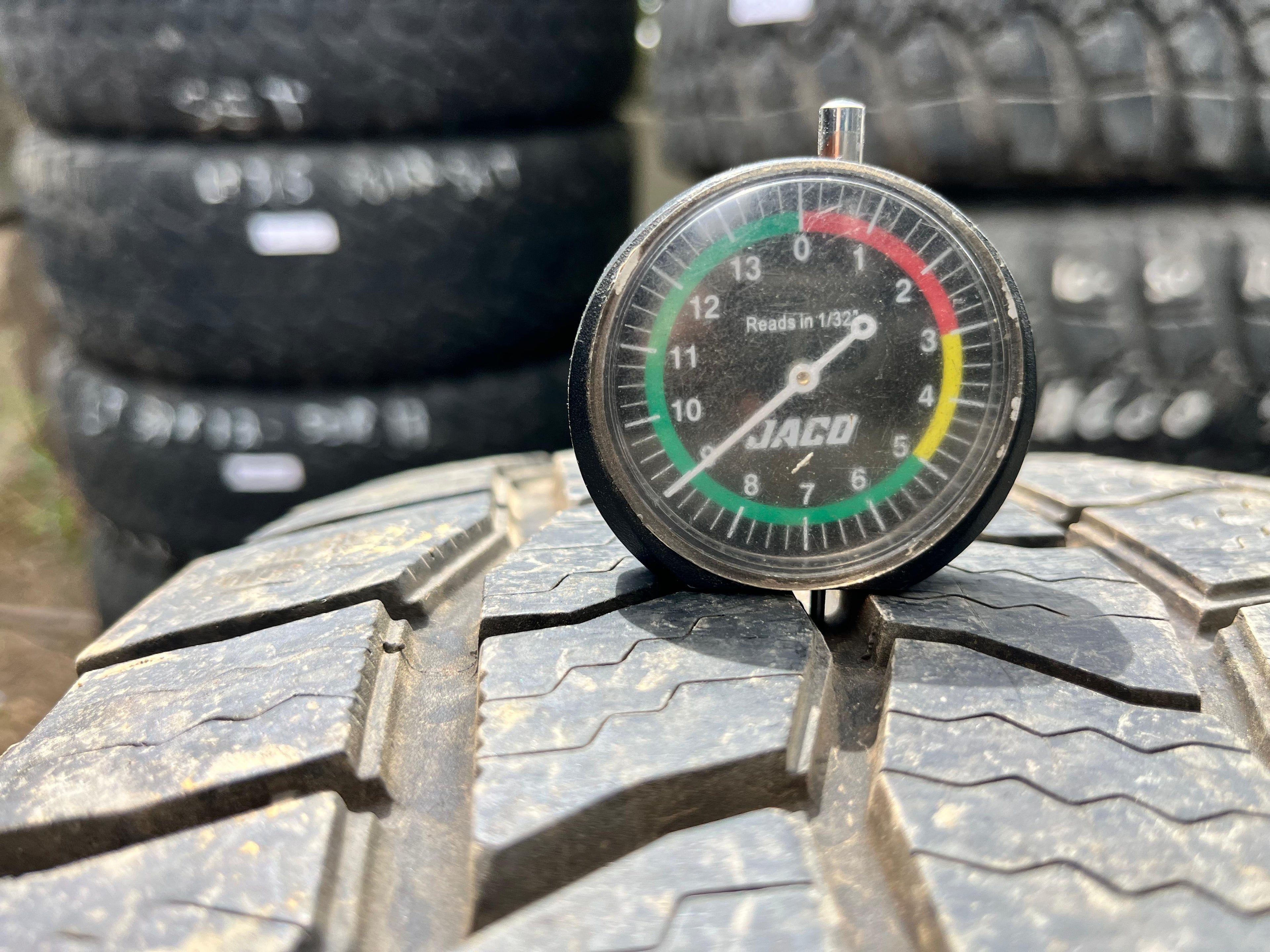 265/65R17 Pair (2 Used Tires) Cooper Discoverer (AT3)