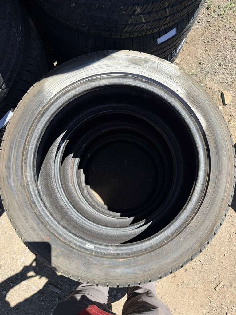 225/50R17 Set (4 Used Tires) Yokohama YK-GTX
