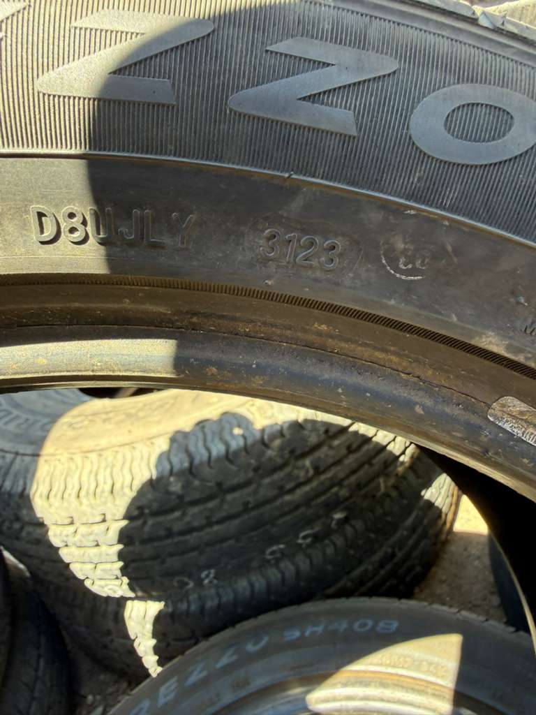 225/50R17 Pair (2 Used Tires) Sailun Atrezzo SH408