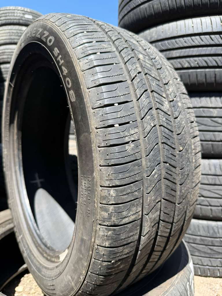 225/50R17 Pair (2 Used Tires) Sailun Atrezzo SH408