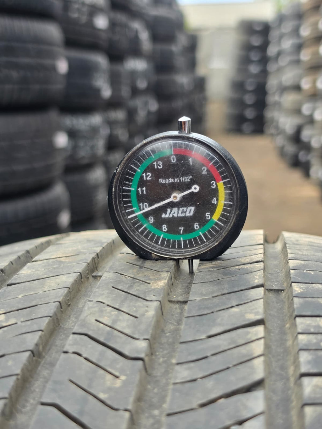 225/50ZR18 Pair (2 Used Tires) Goodyear Eagle LS2