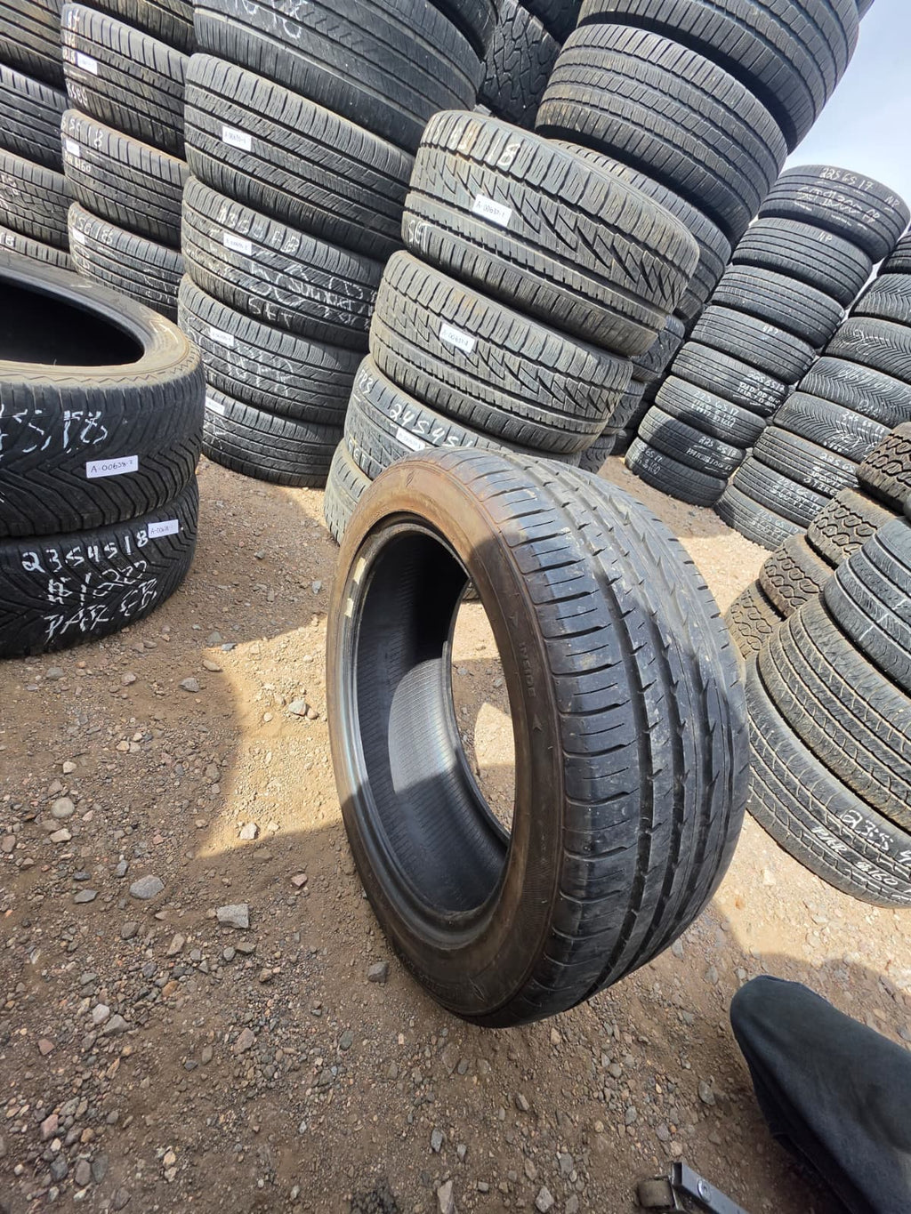 245/45R18 Pair (2 Used Tires) Velozza ZXV4