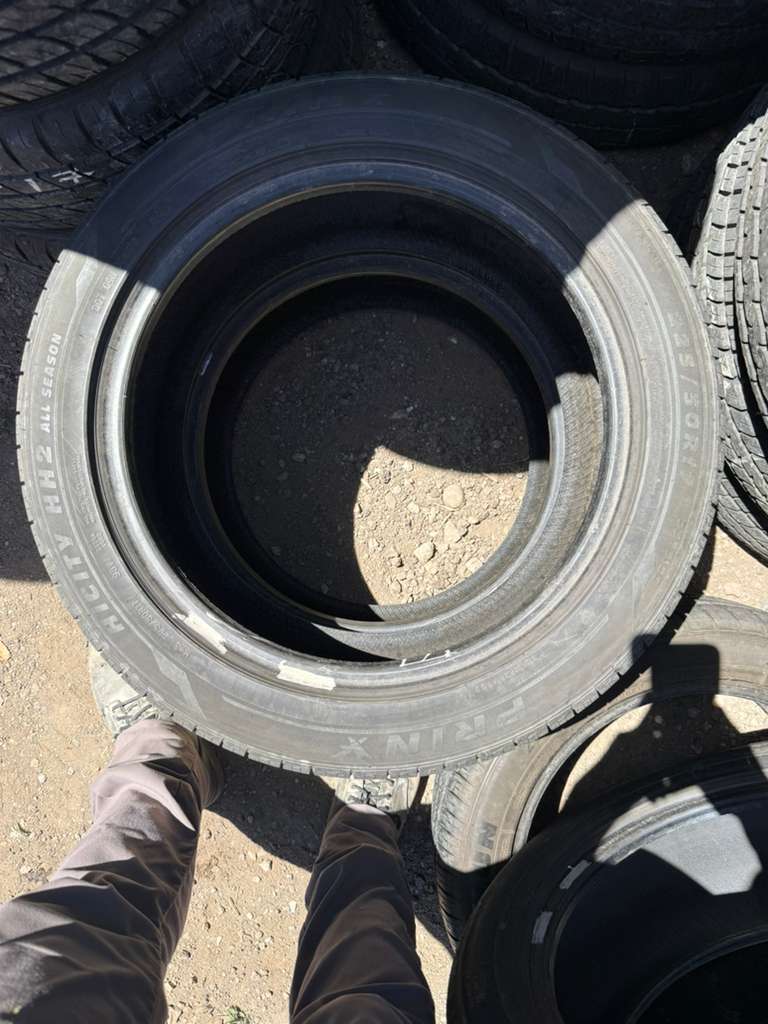 225/50R17 Pair (2 Used Tires) Prinx HiCity HH2