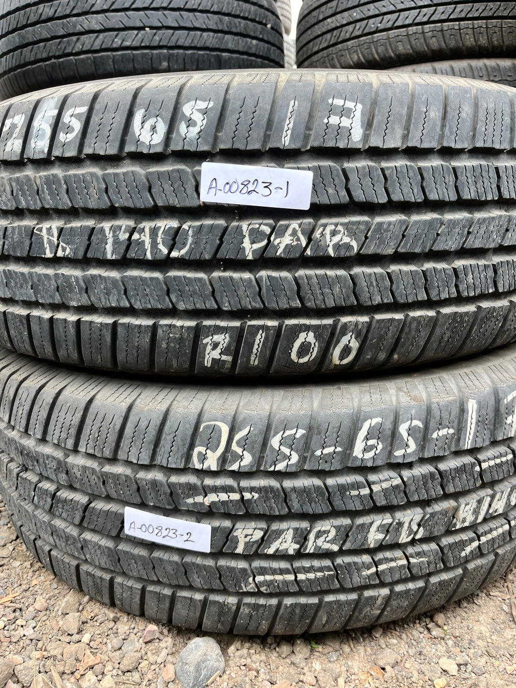 265/65R17 Pair (2 Used Tires) Michelin  Defender (LTX)