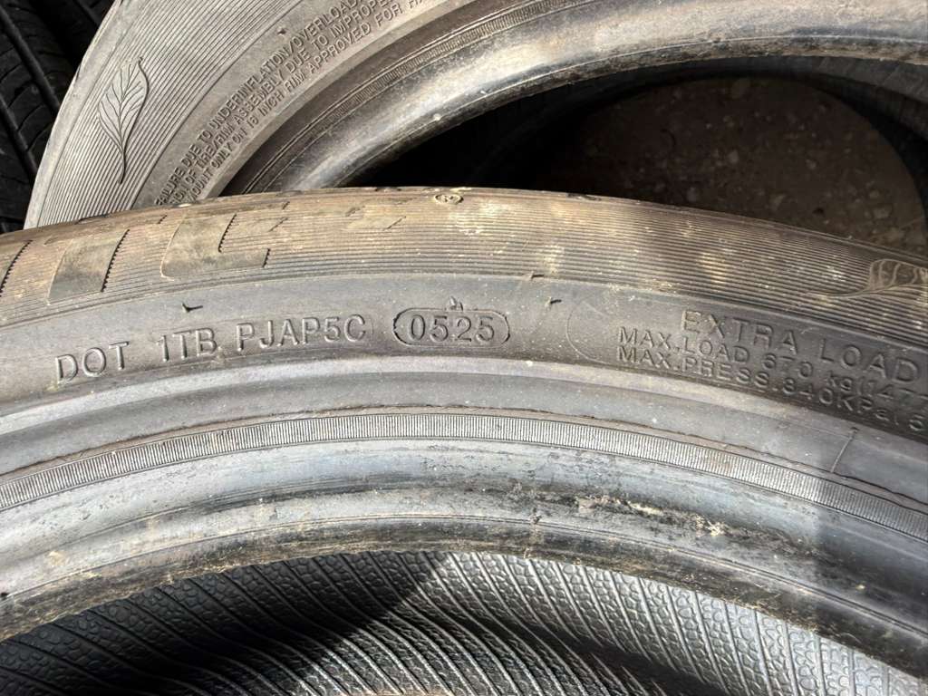 205/55R16 Pair (2 Used Tires) Delinte DH2