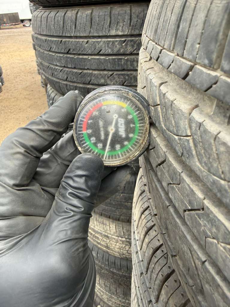205/55R16 Set (4 Used Tires) Advantage ER-800