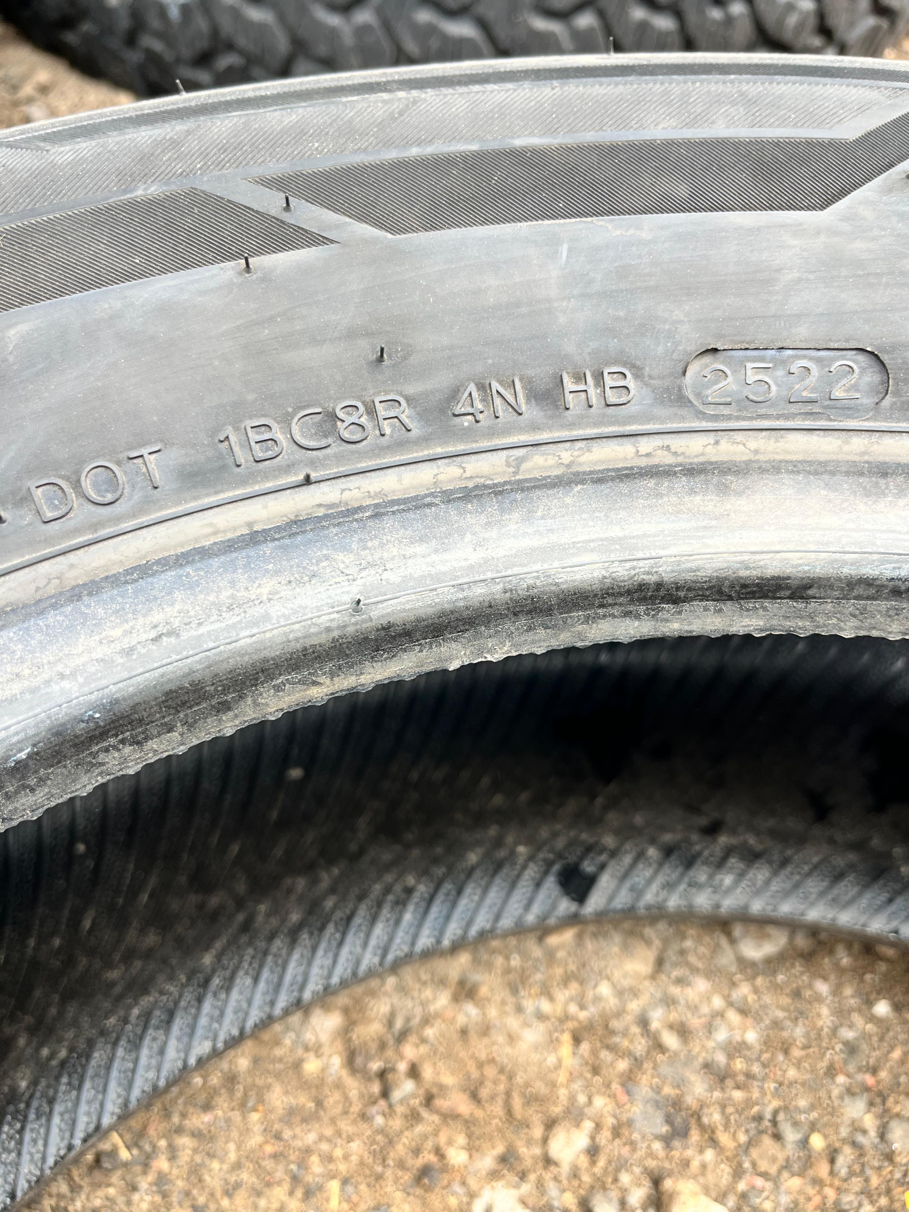 235/65R17 Pair (2 Used Tire)  Hankook Kinergy ST