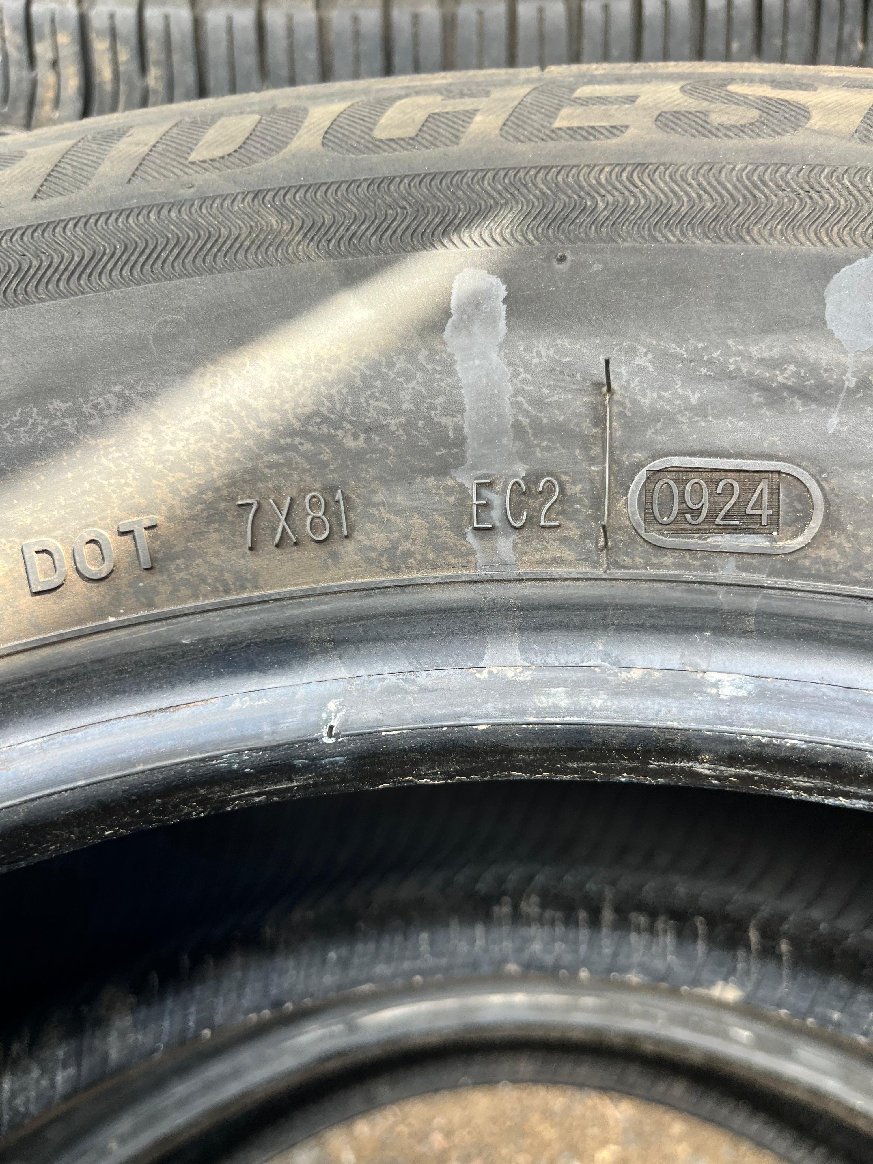 235/65R17 Pair (2 Used Tires) Bridgestone Ecopia (el 422)