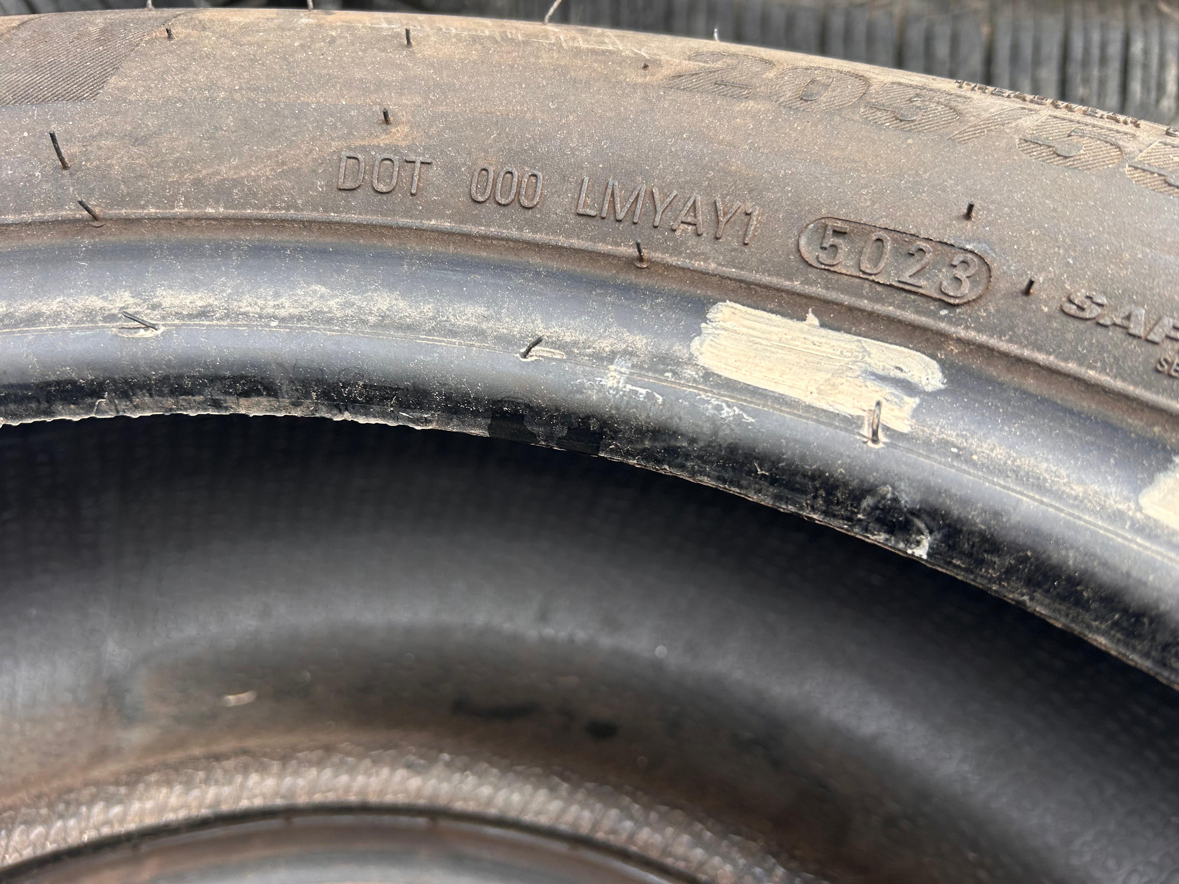 205/55R16 Set (4 Used Tires) Kumho Solus TA31