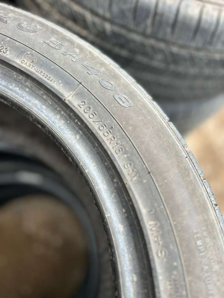 205/55R16 Set (4 Used Tires) Sailun Atrezzo SH408