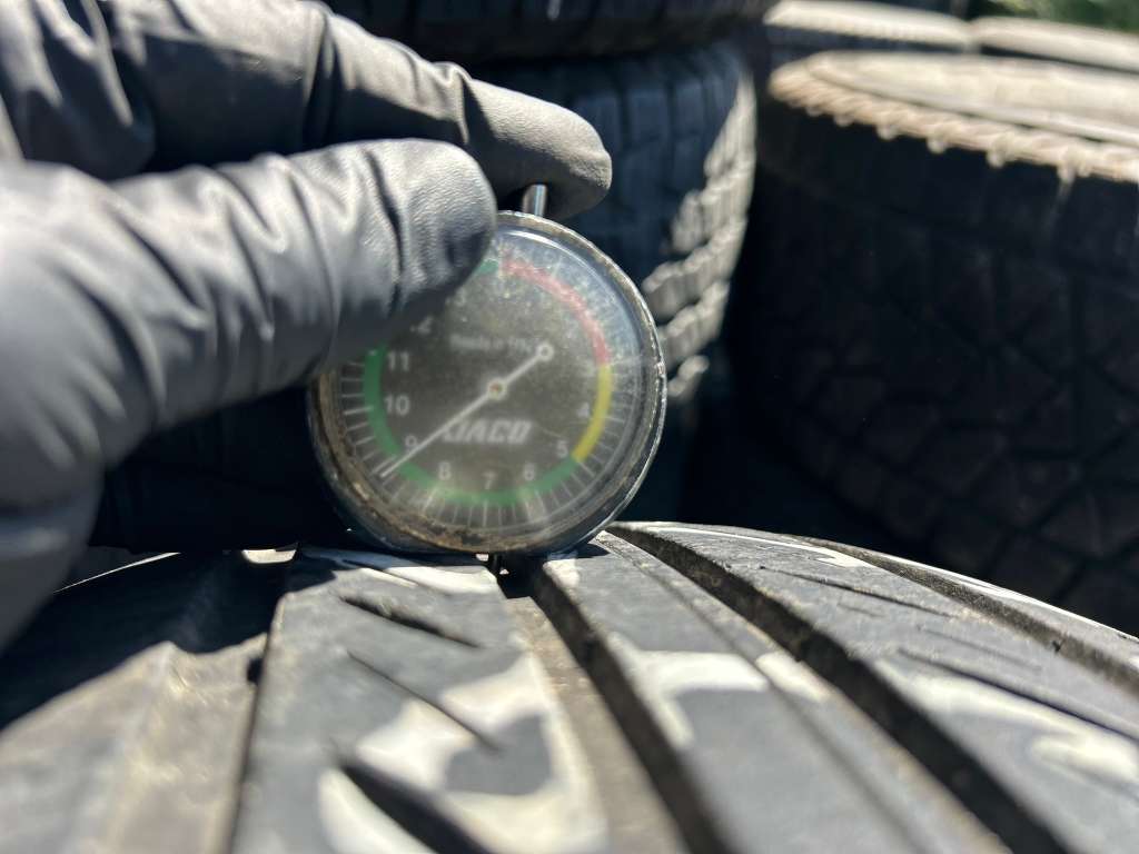 225/60R16 Set (4 Used Tires) Sentury Touring