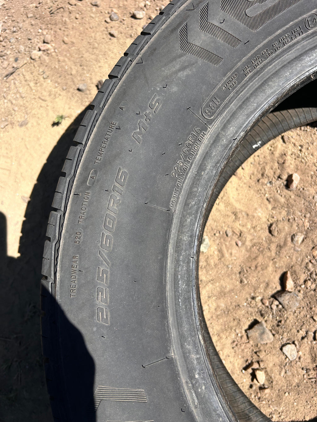 225/60R16 Pair (2 Used Tires) Mastercraft Stratus