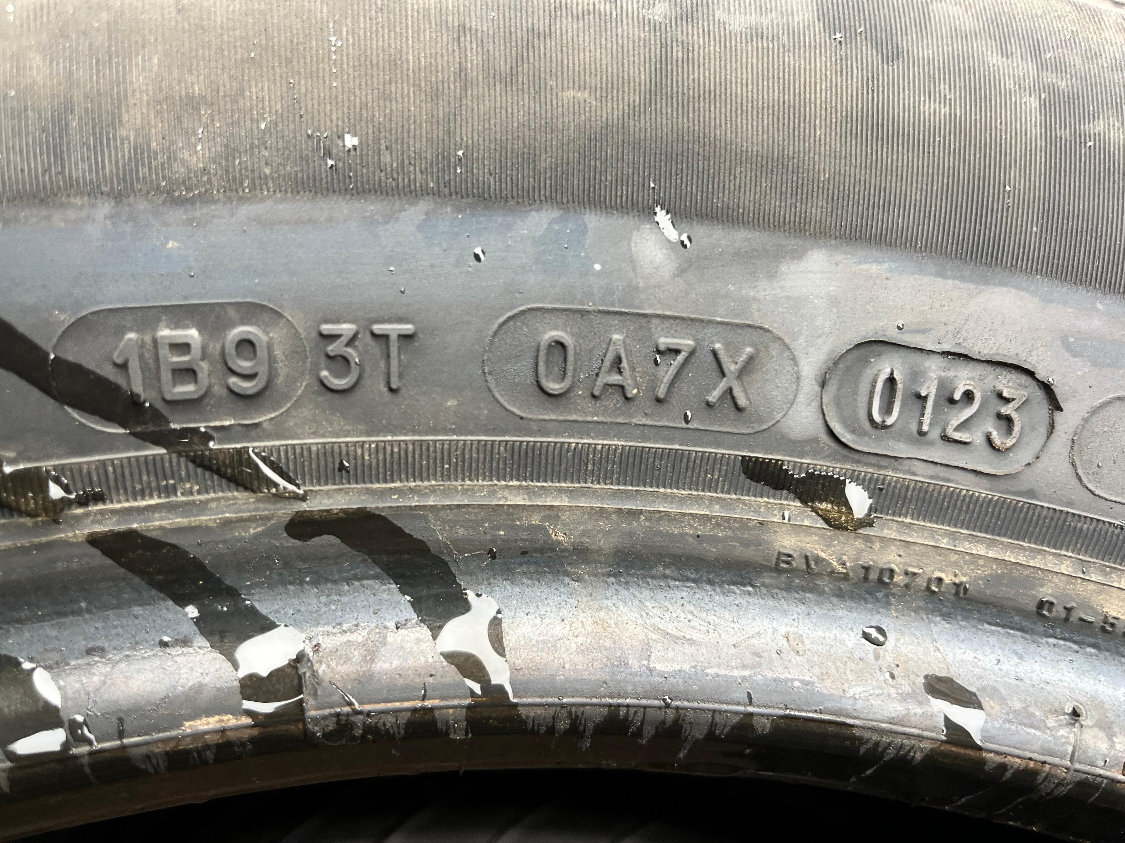 225/65R17 (3 Used Tires) Michelin CrossClimate