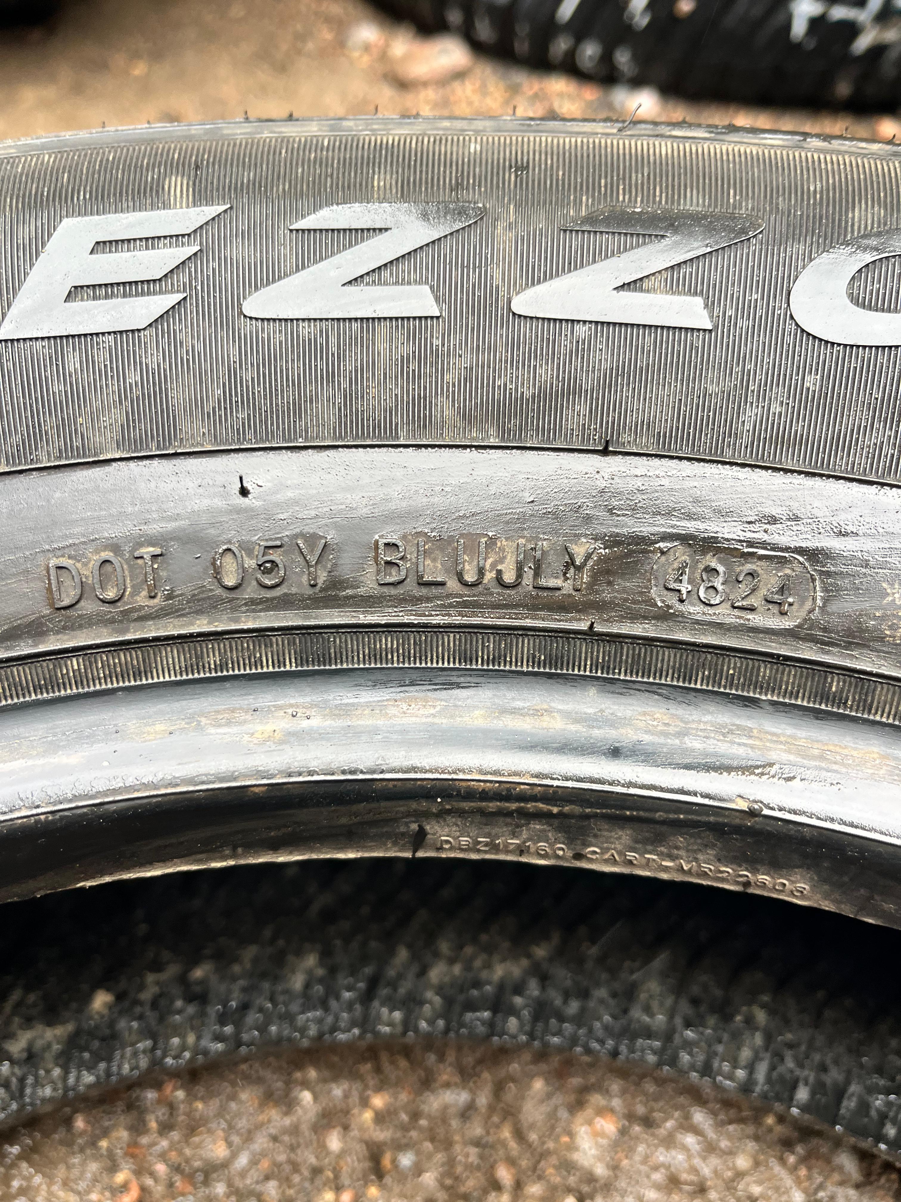 225/65R17 Set (4 Used Tires) Sailun Atrezzo (SH408)