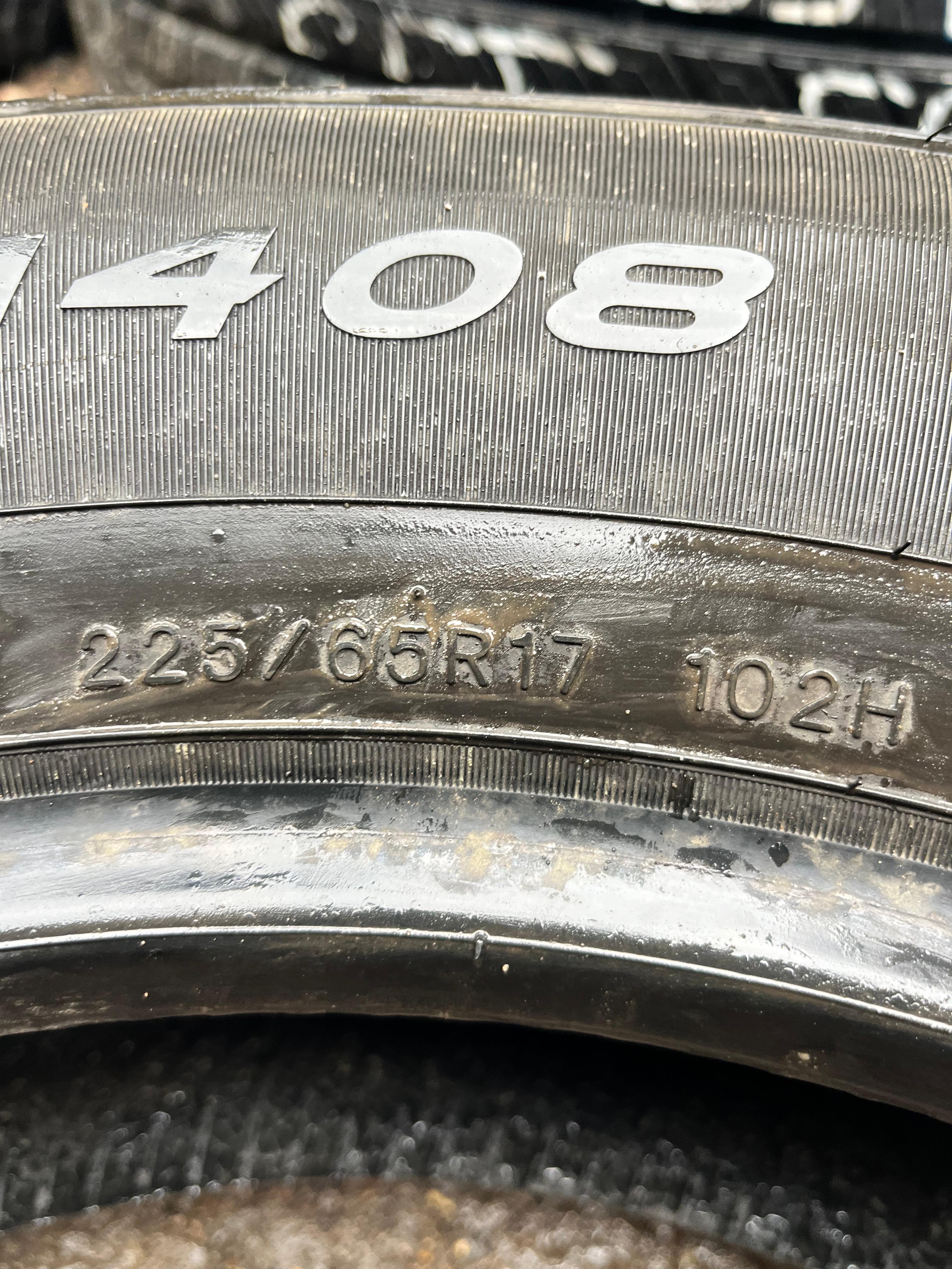 225/65R17 Set (4 Used Tires) Sailun Atrezzo (SH408)