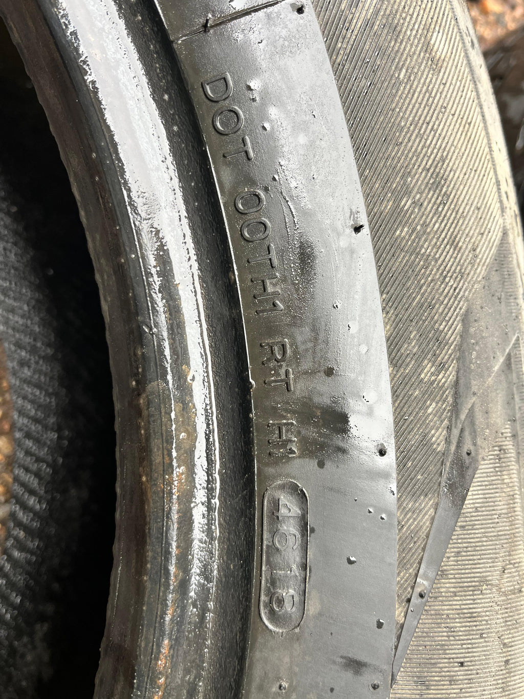 225/65R17 Pair (2 Used tires) Hankook Dynapro (HP2)