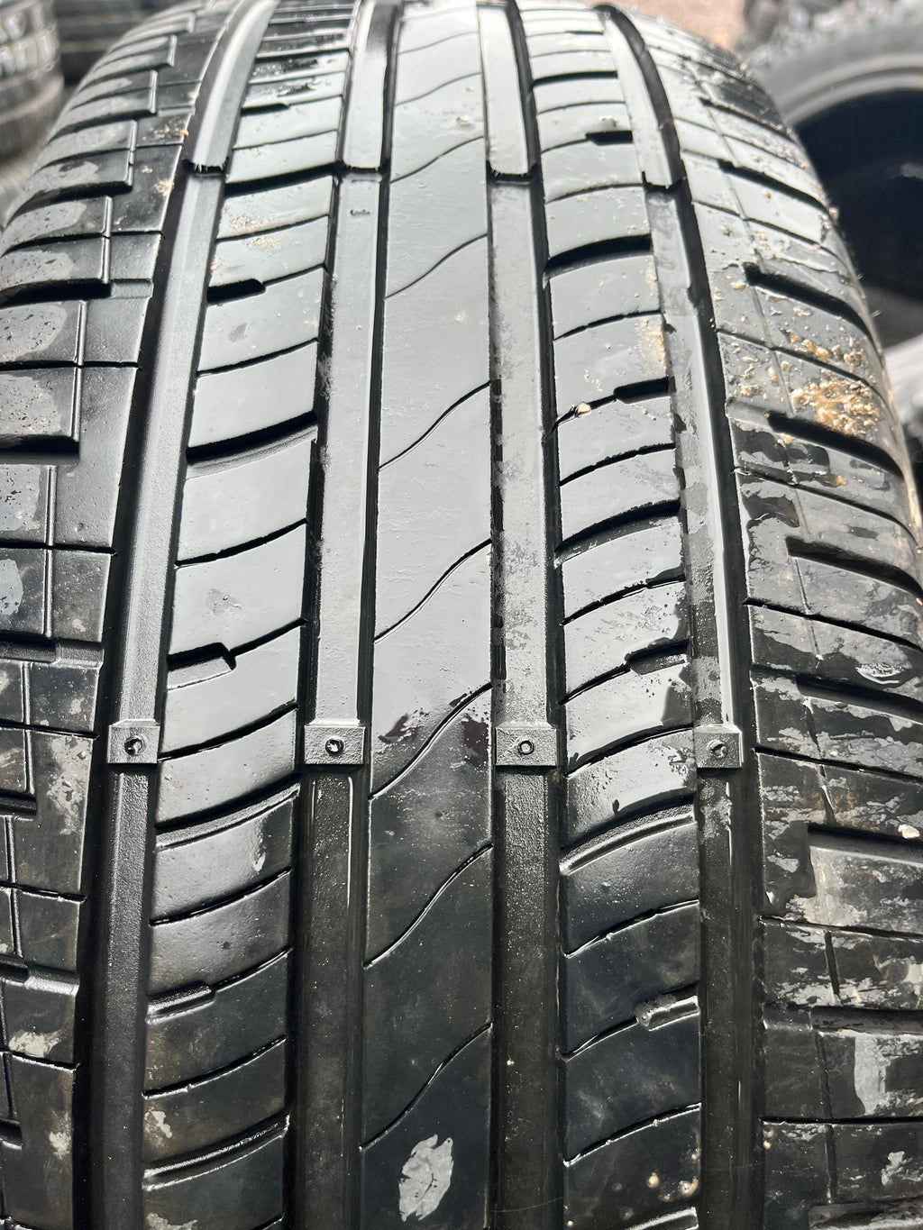 225/65R17 Pair (2 Used Tires) Mastercraft Stratus (AS)