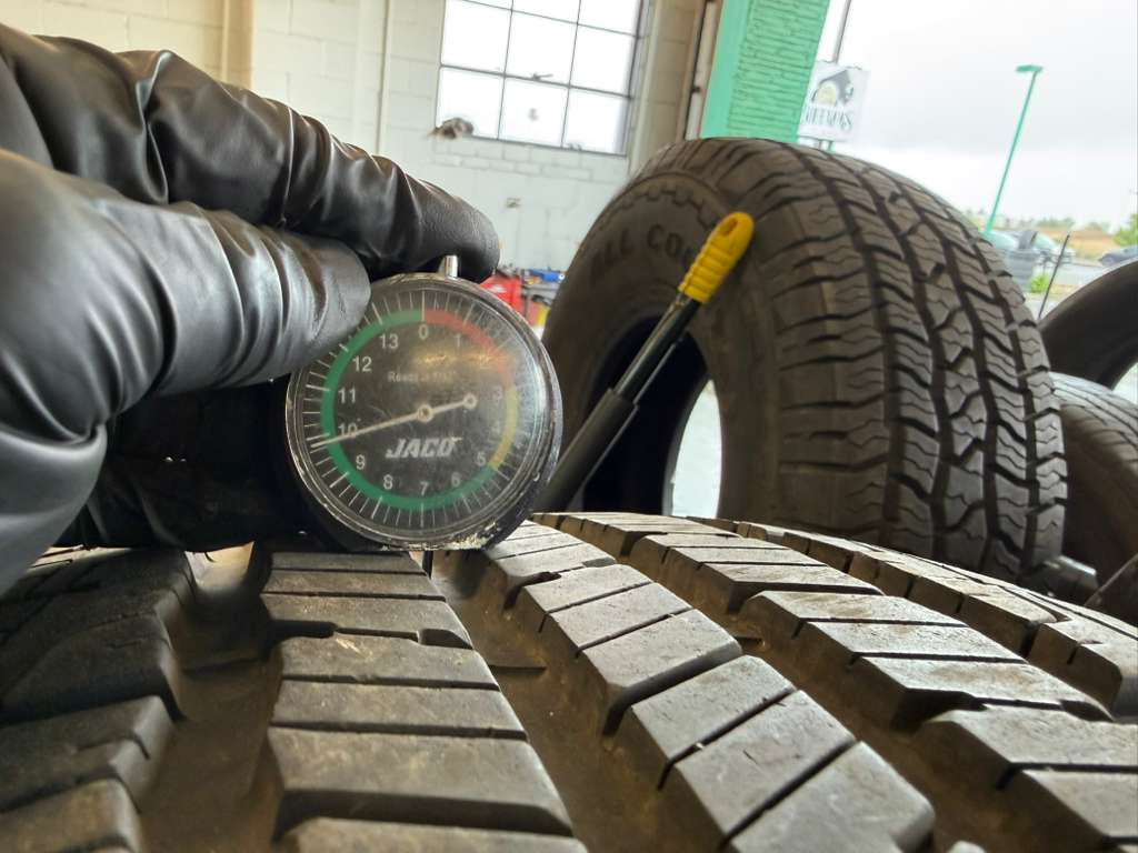 245/50R20 Set (4 Used Tires) Goodyear Reliant