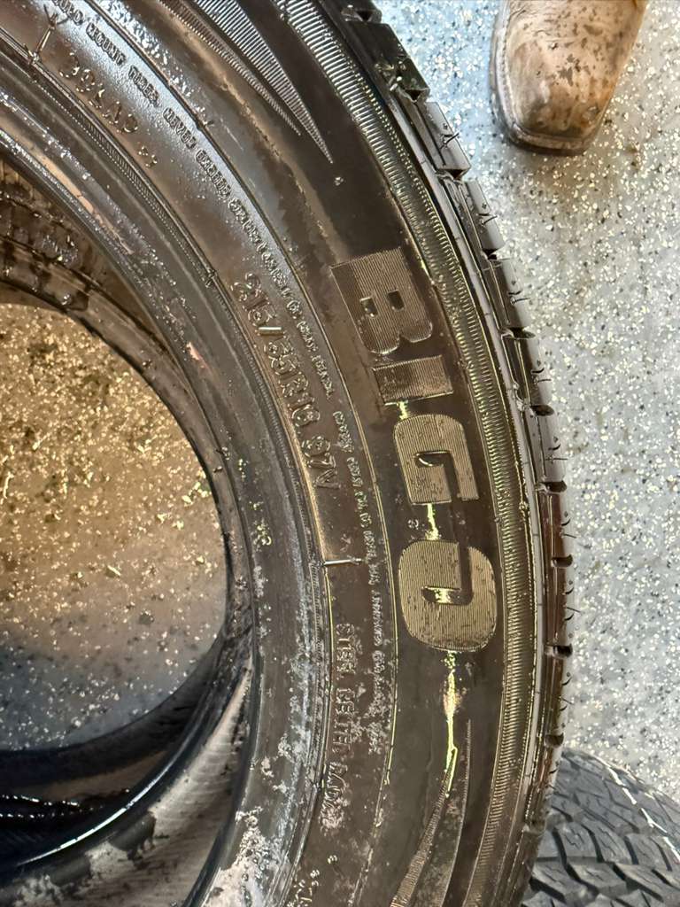 215/5R16 Pair (2 Used Tires) Big O Legacy
