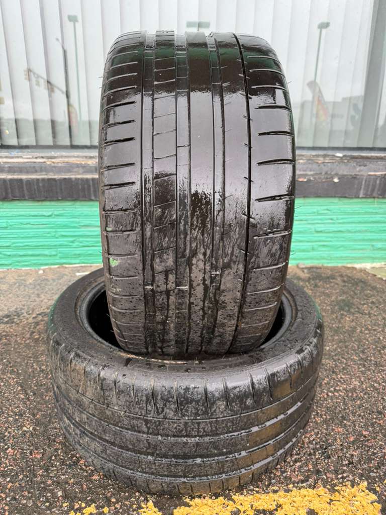 275/35ZR18 Pair (2 Used Tires) Michelin Pilot Super Sport
