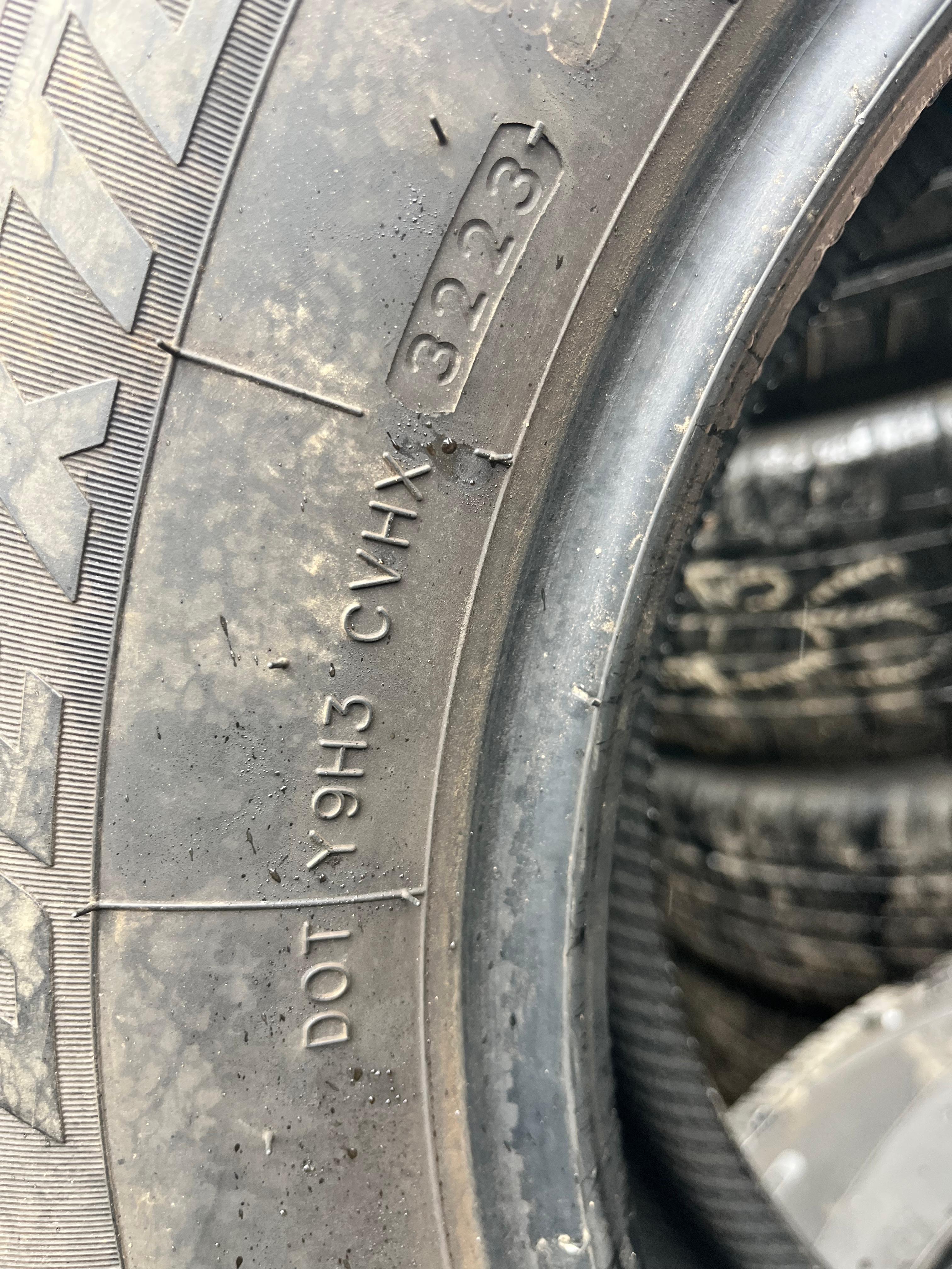 225/65R17 Pair (2 Used Tires) Dextero Touring (DTR1)