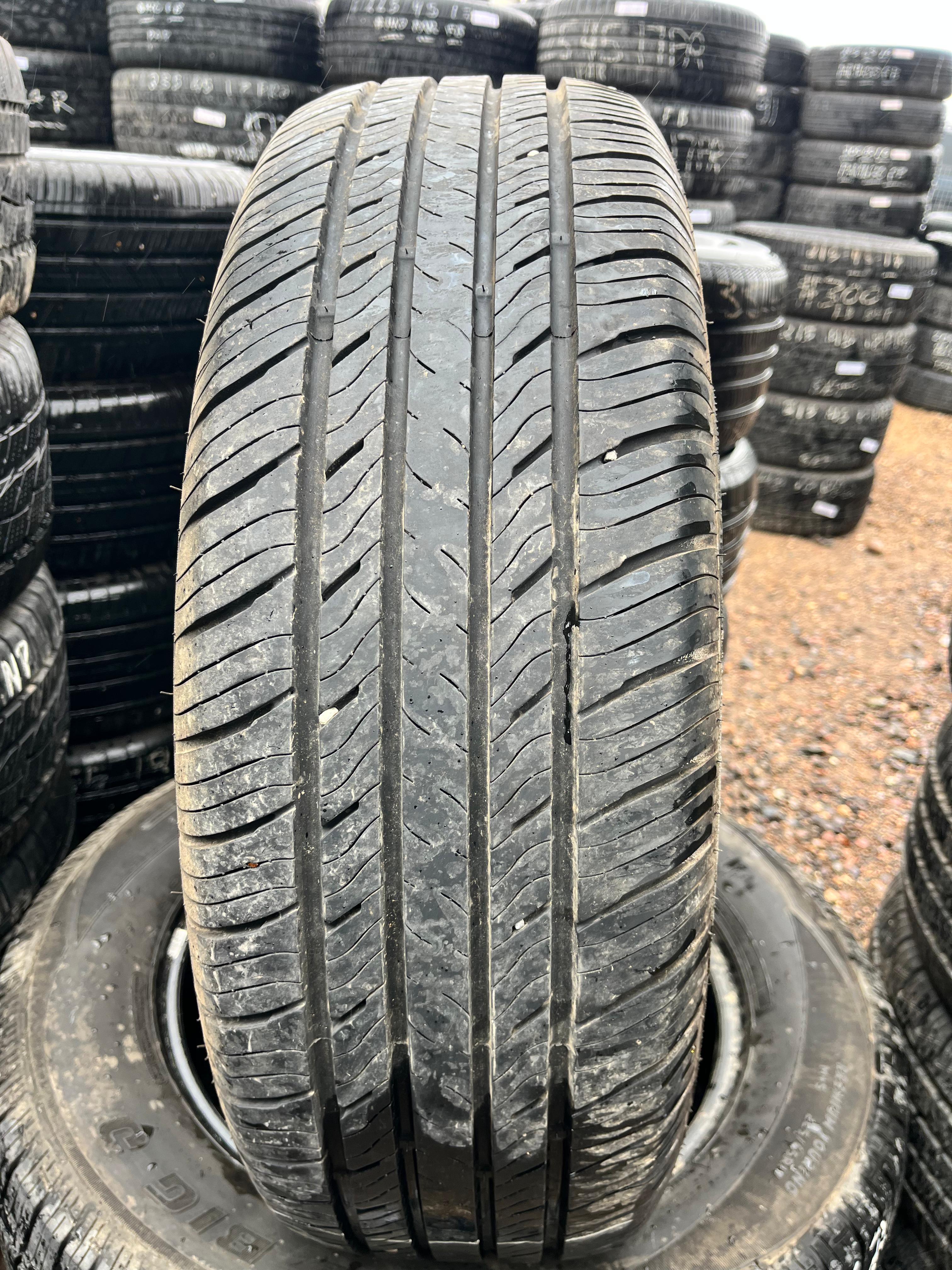 225/65R17 Pair (2 Used Tires) Dextero Touring (DTR1)