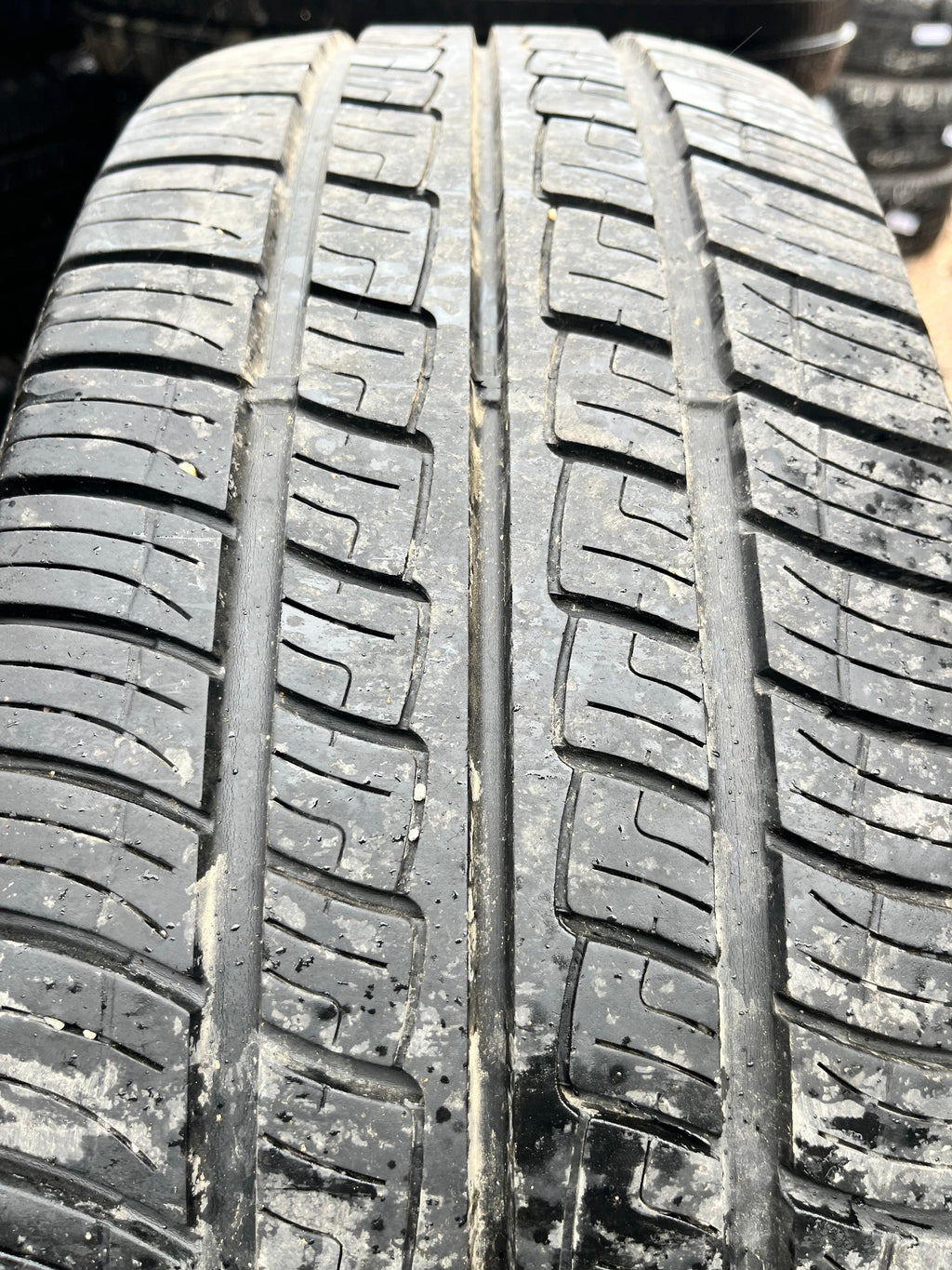 225/65R17 Pair (2 Used Tires) BIG O Euro Tour