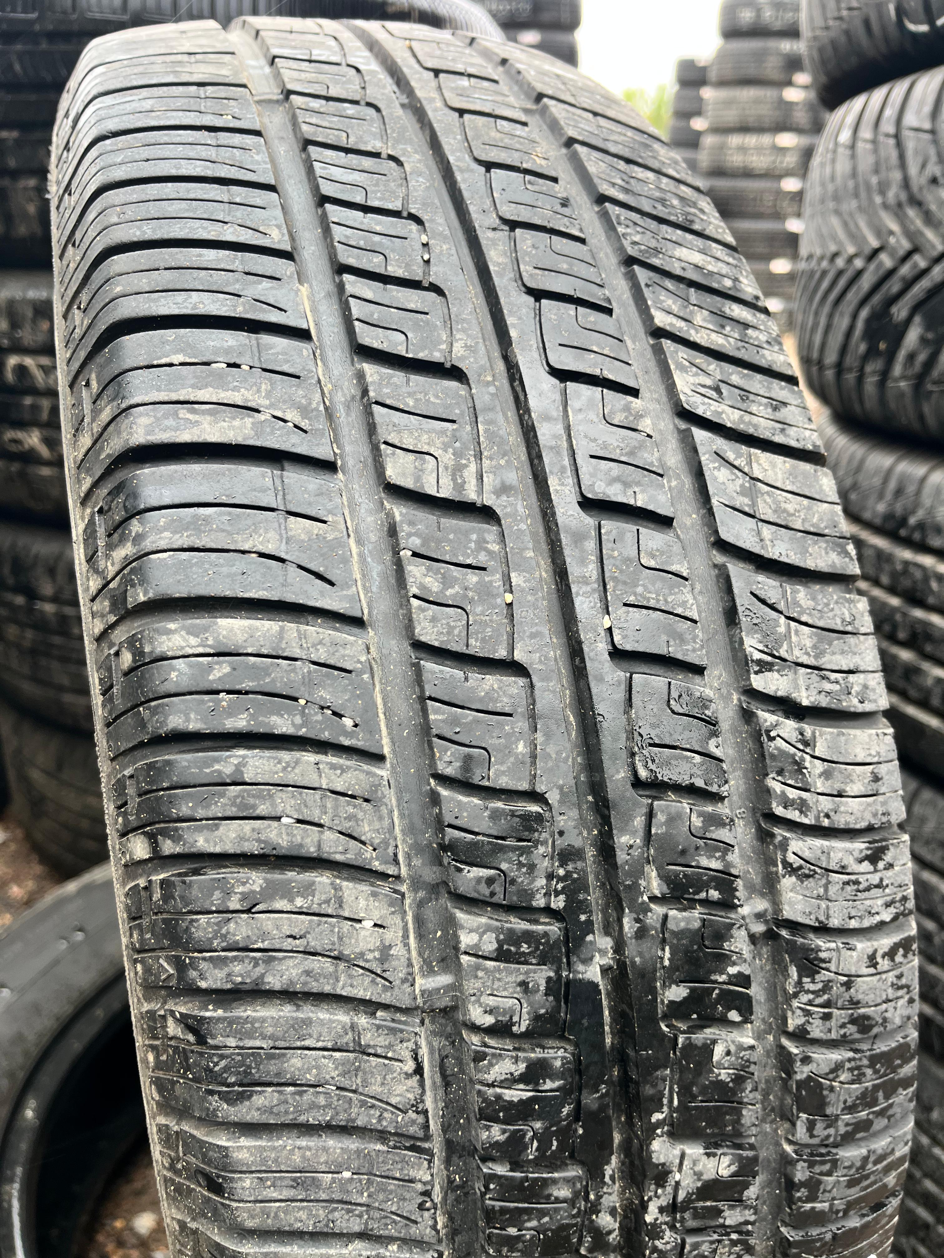 225/65R17 Pair (2 Used Tires) BIG O Euro Tour