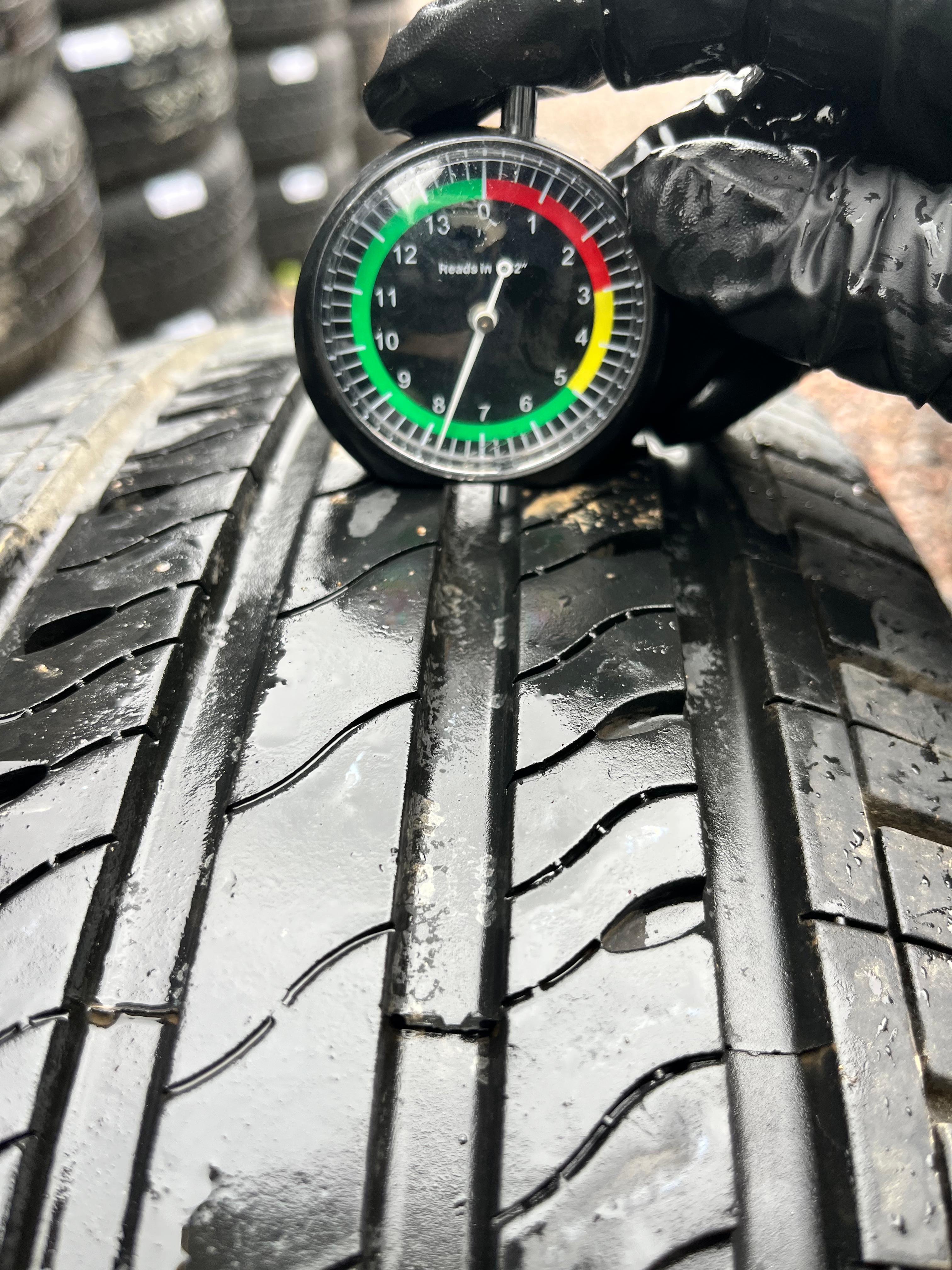 215/65R17 Pair (2 Used Tires) StarFire Solarus (AS)
